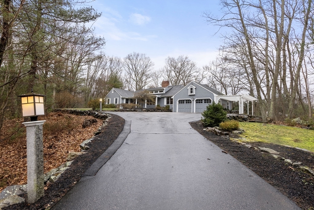 Property Photo:  21 Ivy Lane  MA 01770 