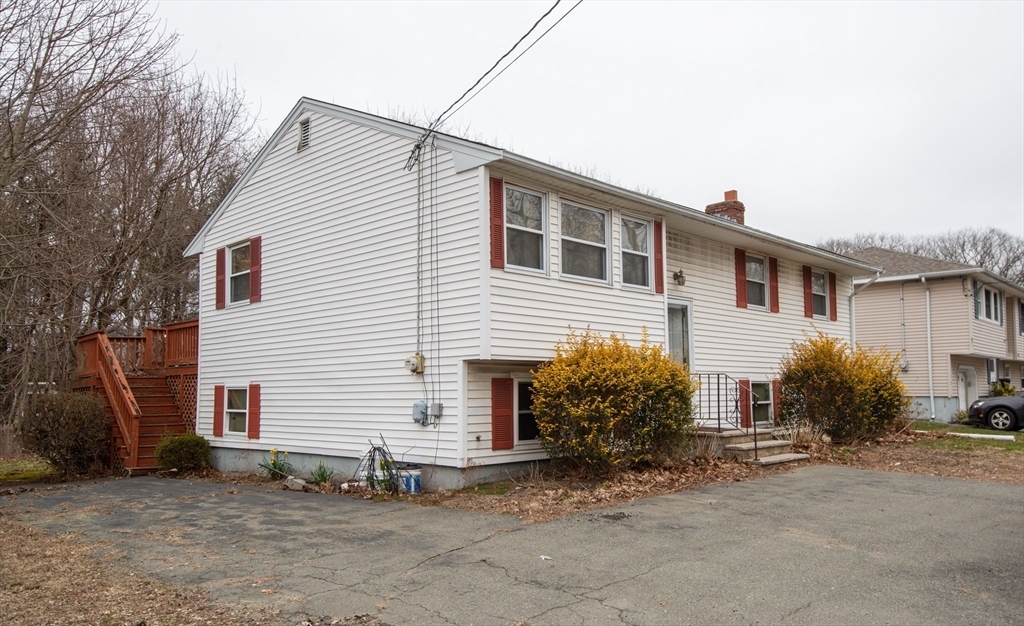 Property Photo:  289 Lynnfield St  MA 01960 