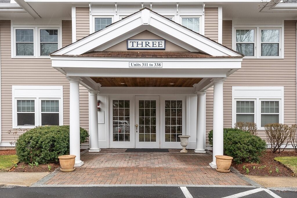 Property Photo:  6 Technology Drive 314  MA 01863 