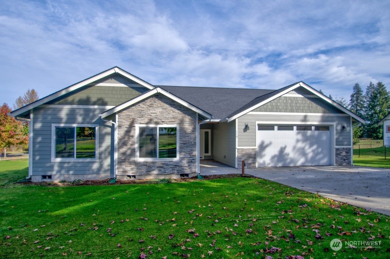 Property Photo:  110 Sycamore Lane  WA 98570 