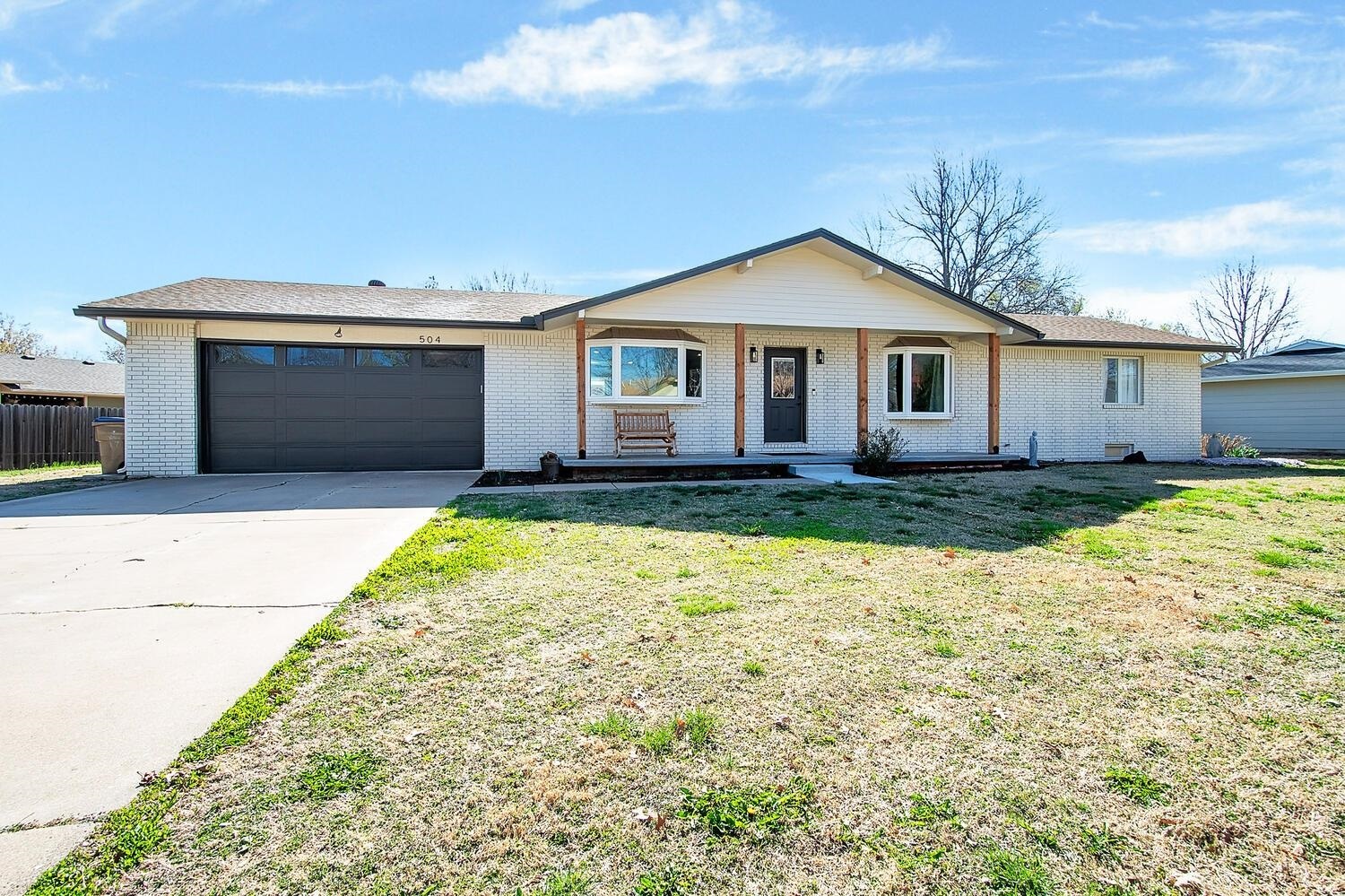 Property Photo:  504 Crestview Ct  KS 67001 