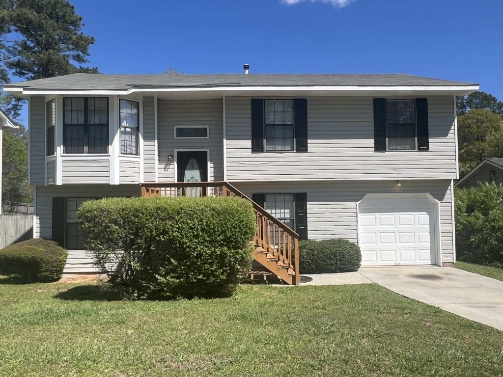 Property Photo: 6458 Eastbriar Drive GA 30058