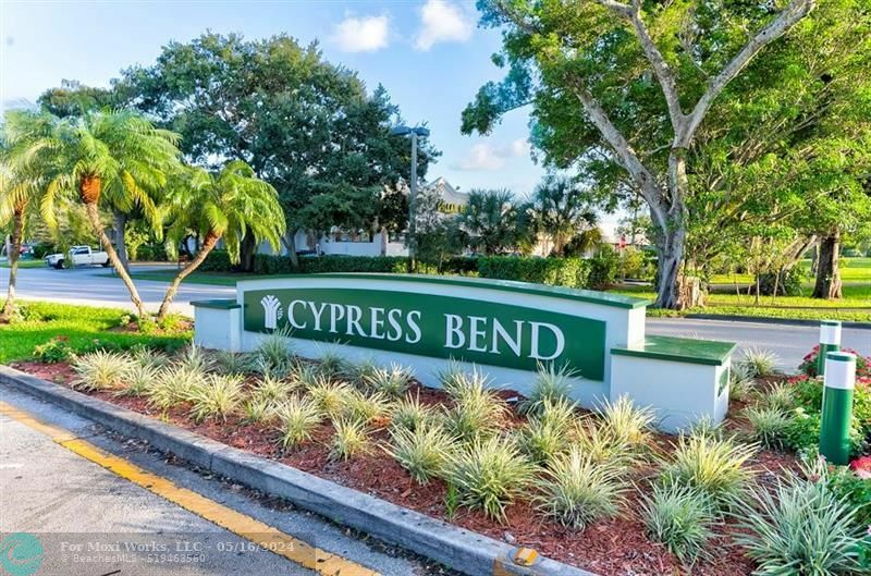 Property Photo:  2108 S Cypress Bend Dr 308  FL 33069 