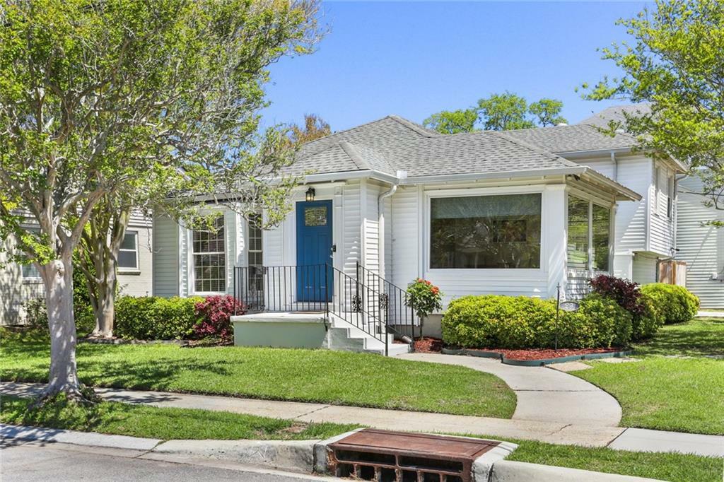 Property Photo:  29 W Park Place  LA 70124 