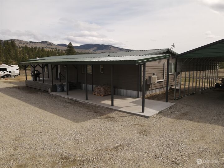 Property Photo:  206 Aeneas Valley Road  WA 98855 