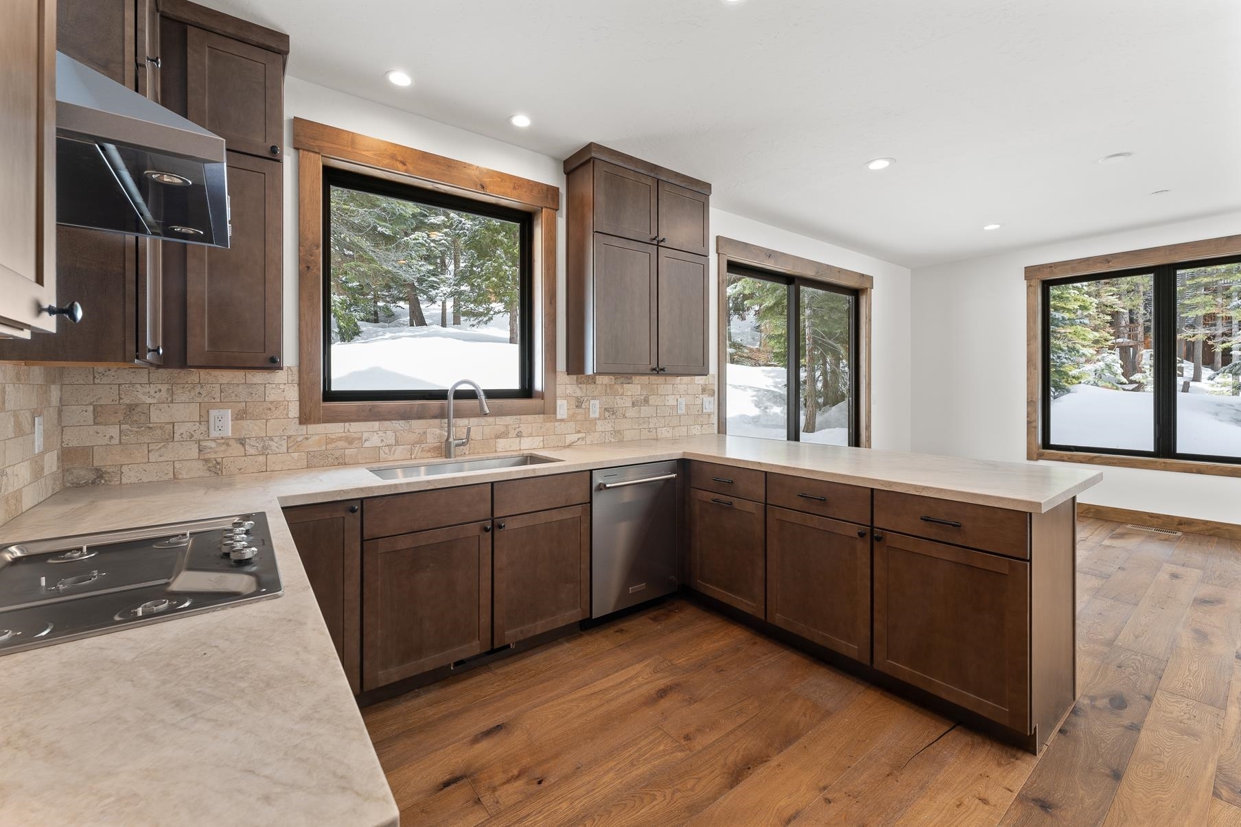 Property Photo: 7278 Chinkapin Road CA 96142