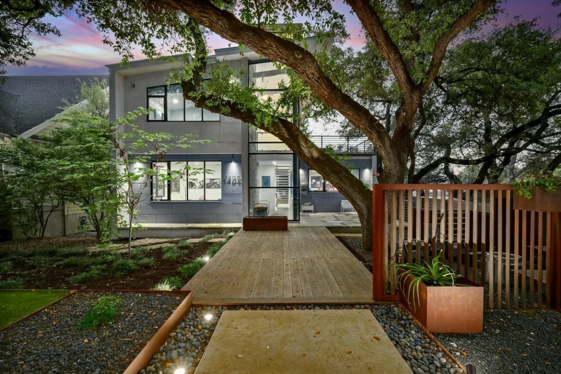 Property Photo:  1402 Alta Vista Avenue  TX 78704 