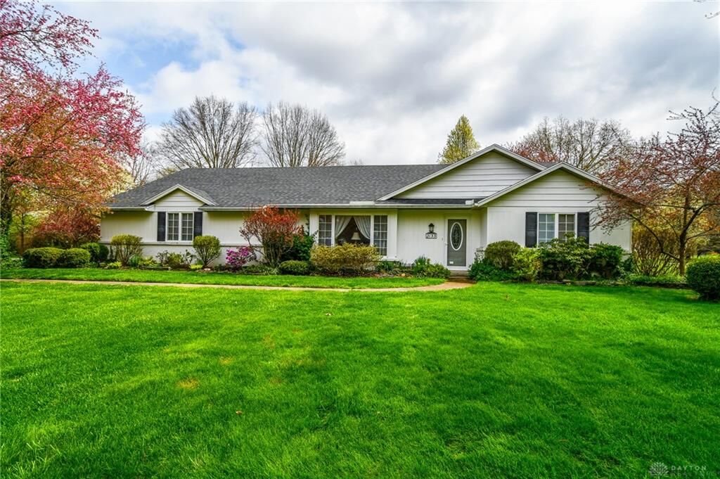 Property Photo:  2133 Merrimont Drive  OH 45373 