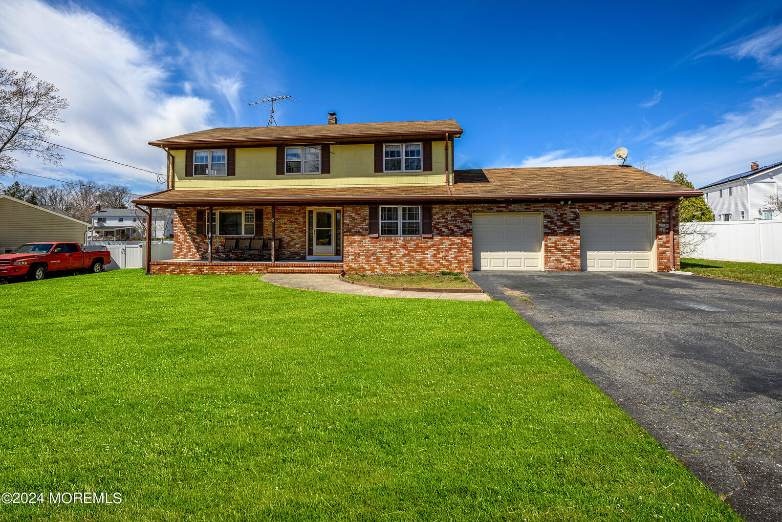 Property Photo:  5 Windsor Road  NJ 07731 