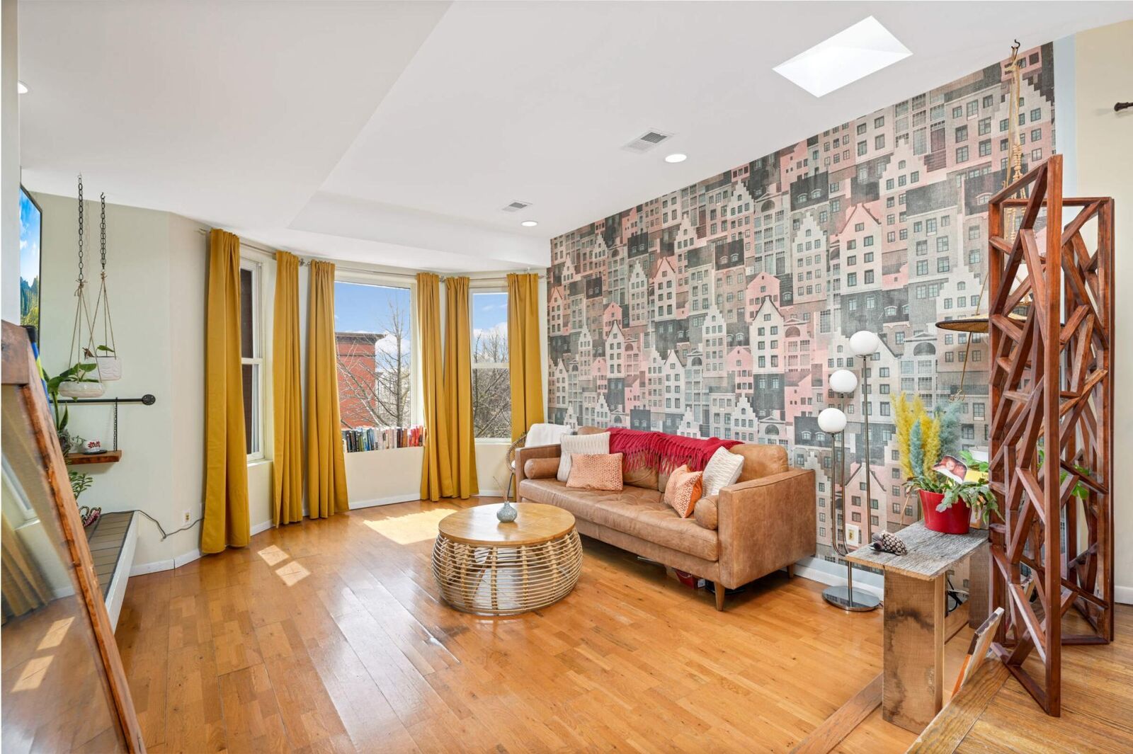 Property Photo:  447 Marshall Avenue 5  MN 55102 