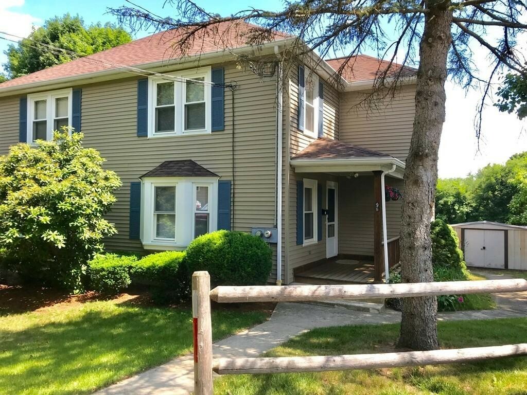 Property Photo:  9 Griswald Ct 9B  MA 01569 