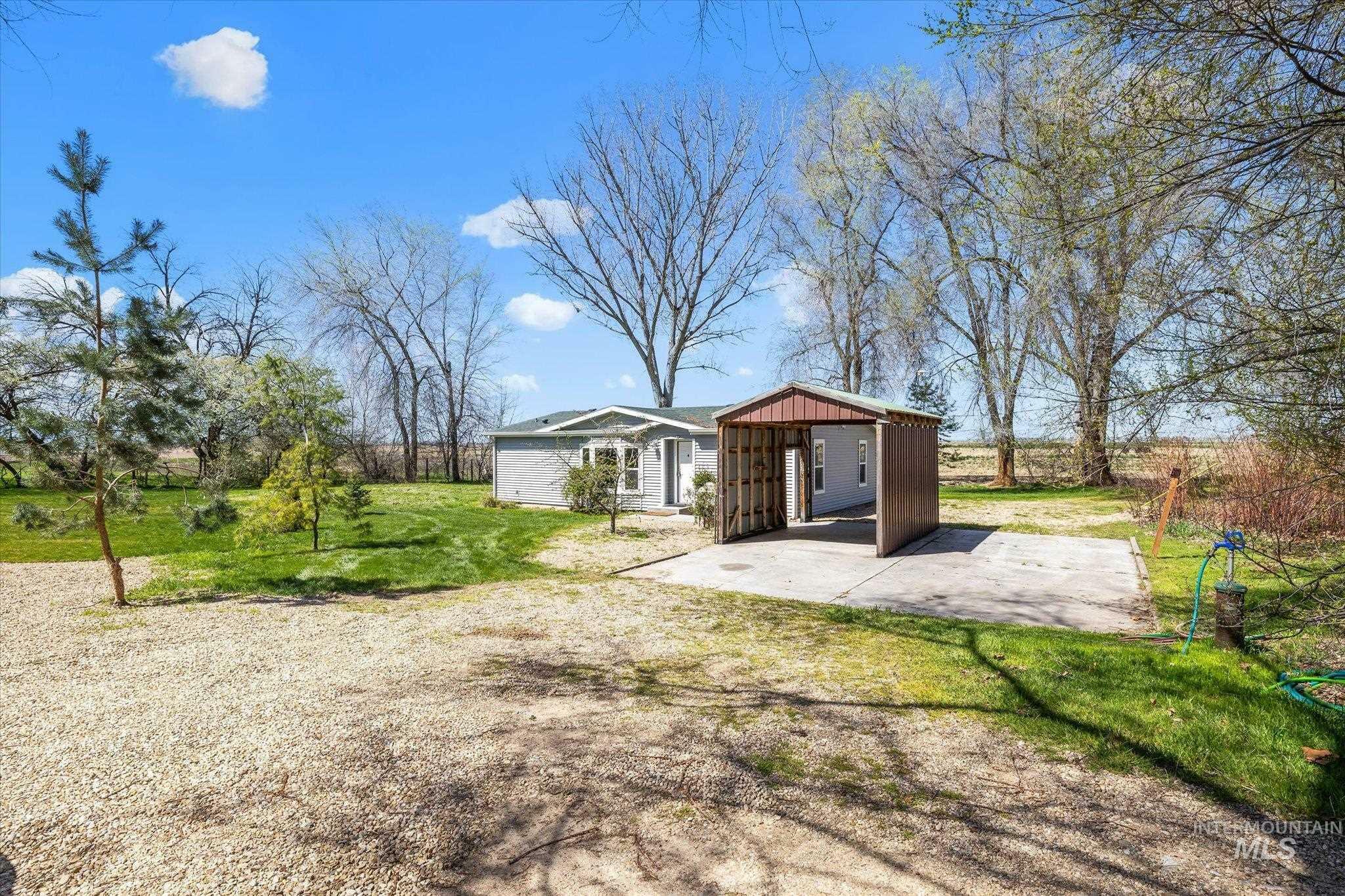 Property Photo:  22729 Farmway Rd.  ID 83607 