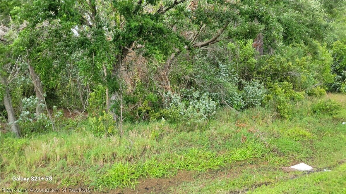 Property Photo: 4006 SR-66 Highway FL 33875