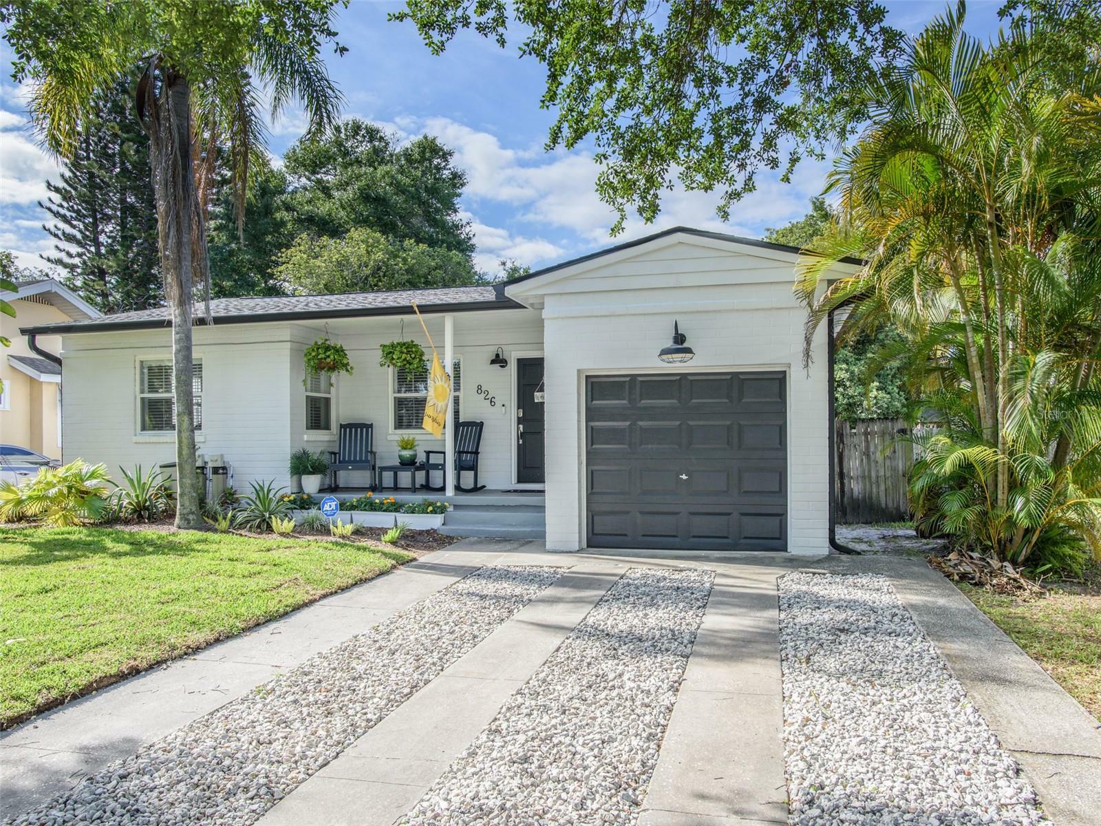 Property Photo:  826 W Smith Street  FL 32804 