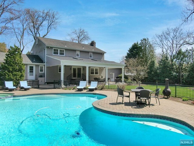 Property Photo:  293 Rivervale Road  NJ 07675 