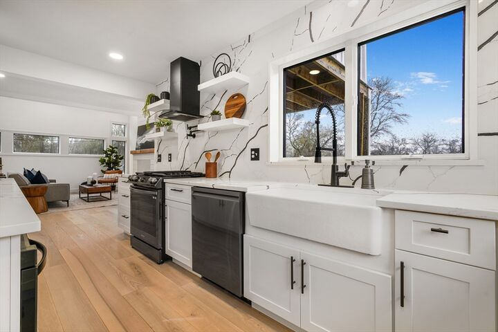 Property Photo:  25 Tolland Street  MA 02747 