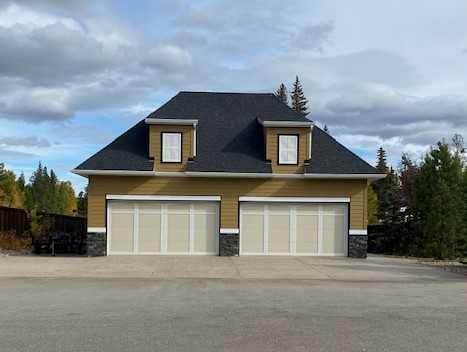 Property Photo:  61033 704A Township  AB T8W 5K2 