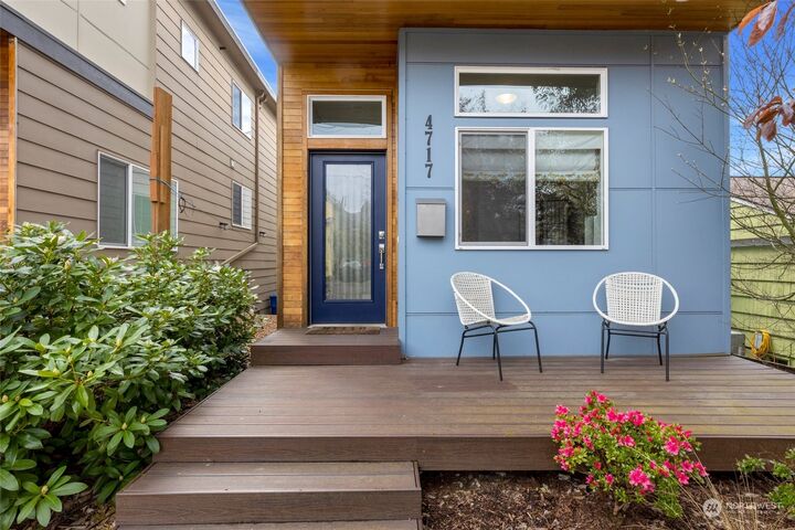 Property Photo:  4717 S Lucile Street  WA 98118 