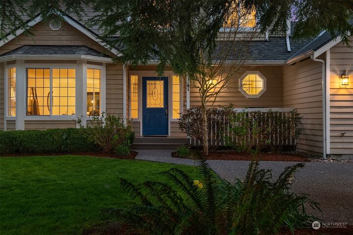 Property Photo:  7220 182nd Street SW  WA 98026 