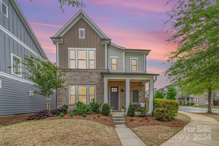 7704 Waverly Walk Avenue  Charlotte NC 28277 photo
