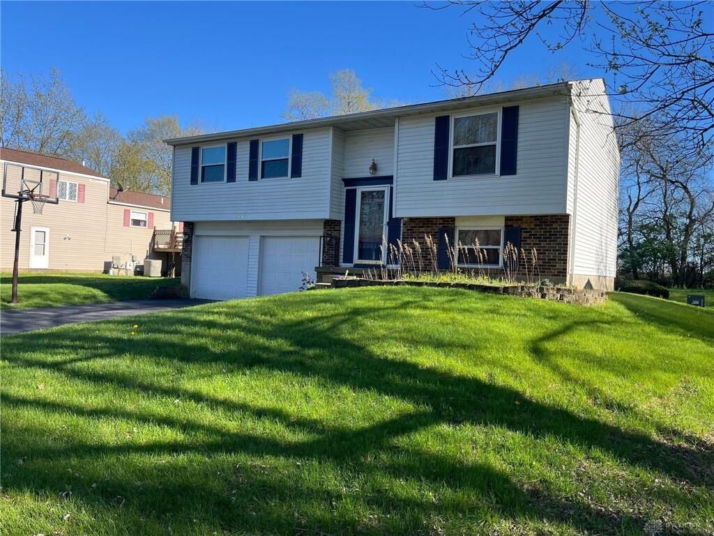 Property Photo: 903 W Martindale OH 45322