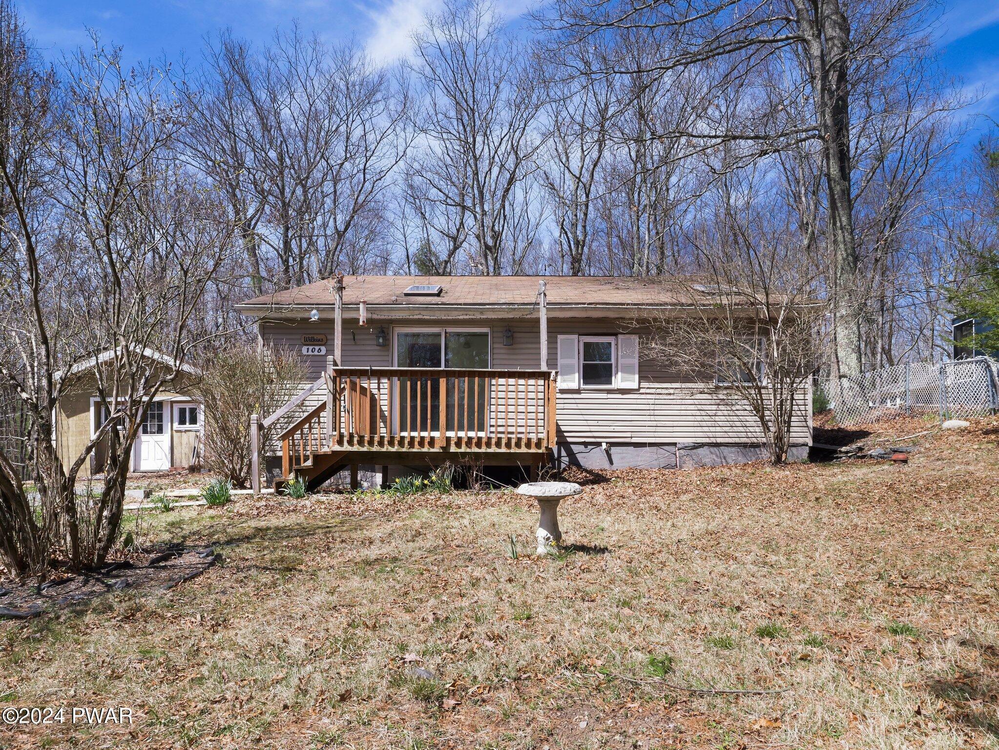 Property Photo:  106 Pear Drive  PA 18458 