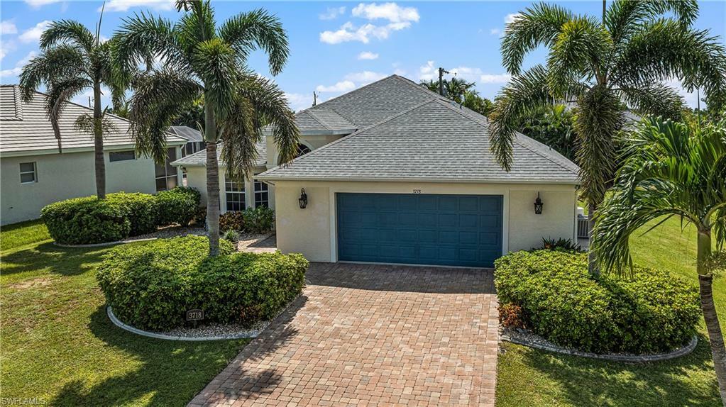 Property Photo:  3718 SW 4th Ln  FL 33991 