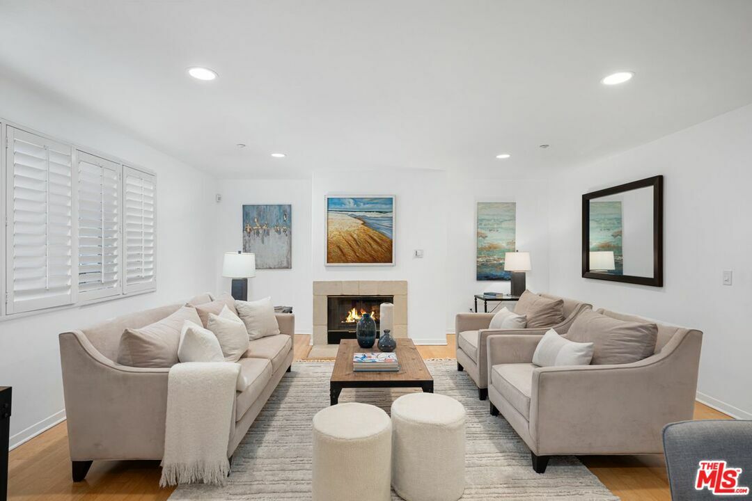 Property Photo:  1212   Ocean Park Blvd 19  CA 90405 