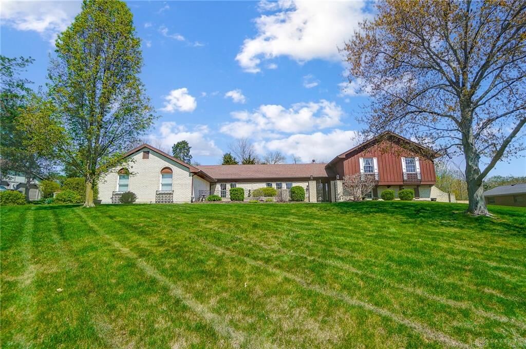 Property Photo: 6699 Statesboro Road OH 45459