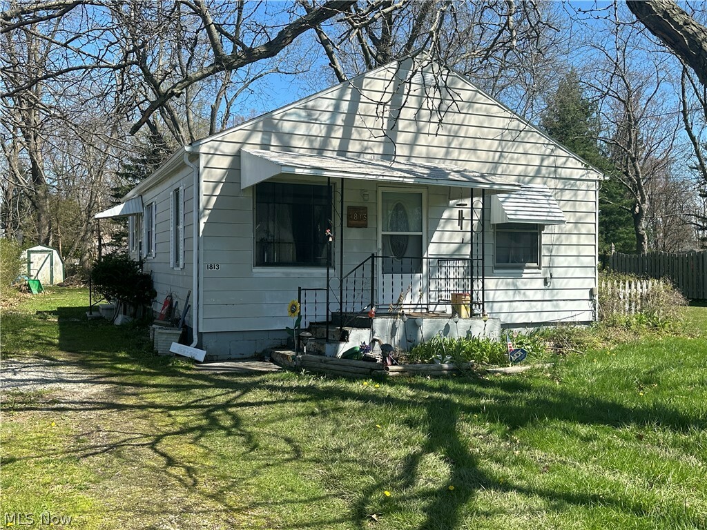 Property Photo:  1813 W 16th Street  OH 44004 