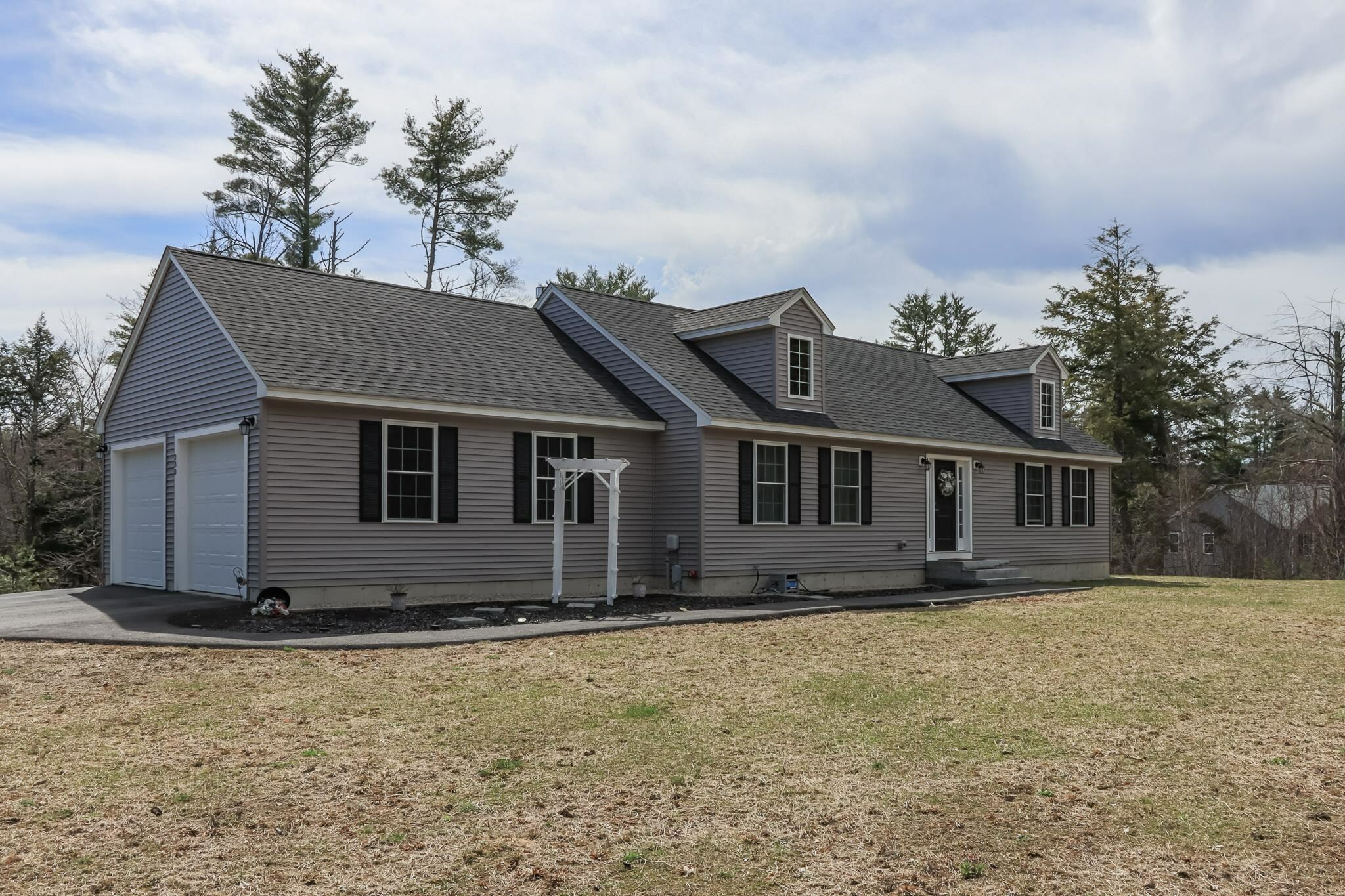 Property Photo:  230 Lower Ridge Road  NH 03307 