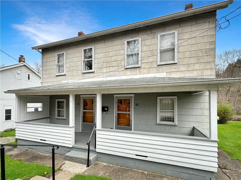 Property Photo:  126 Station St  PA 15637 