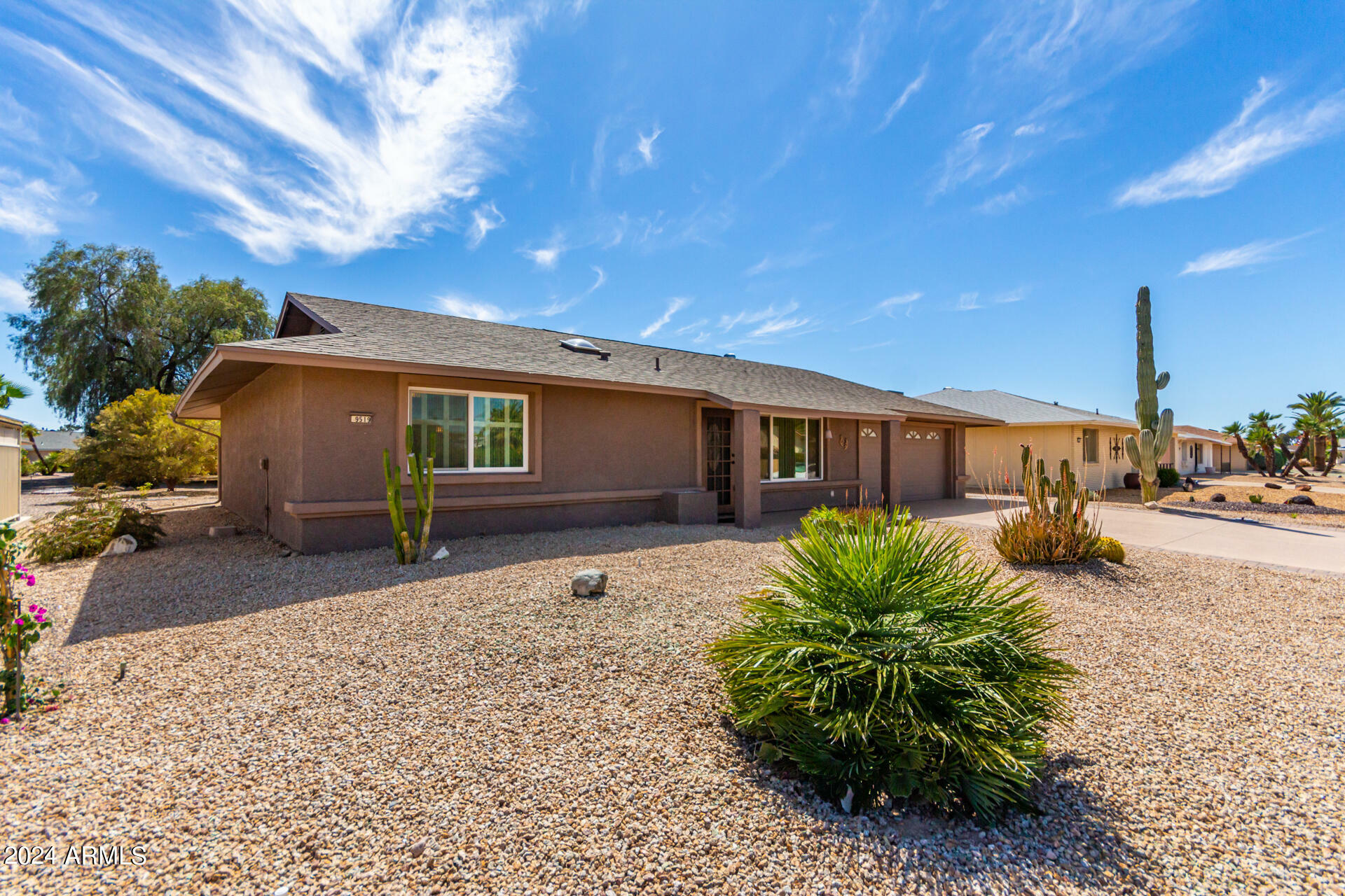 Property Photo: 9519 W Manzanita Drive AZ 85373