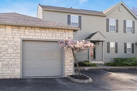 Property Photo:  5739 Blendon Place Drive  OH 43230 