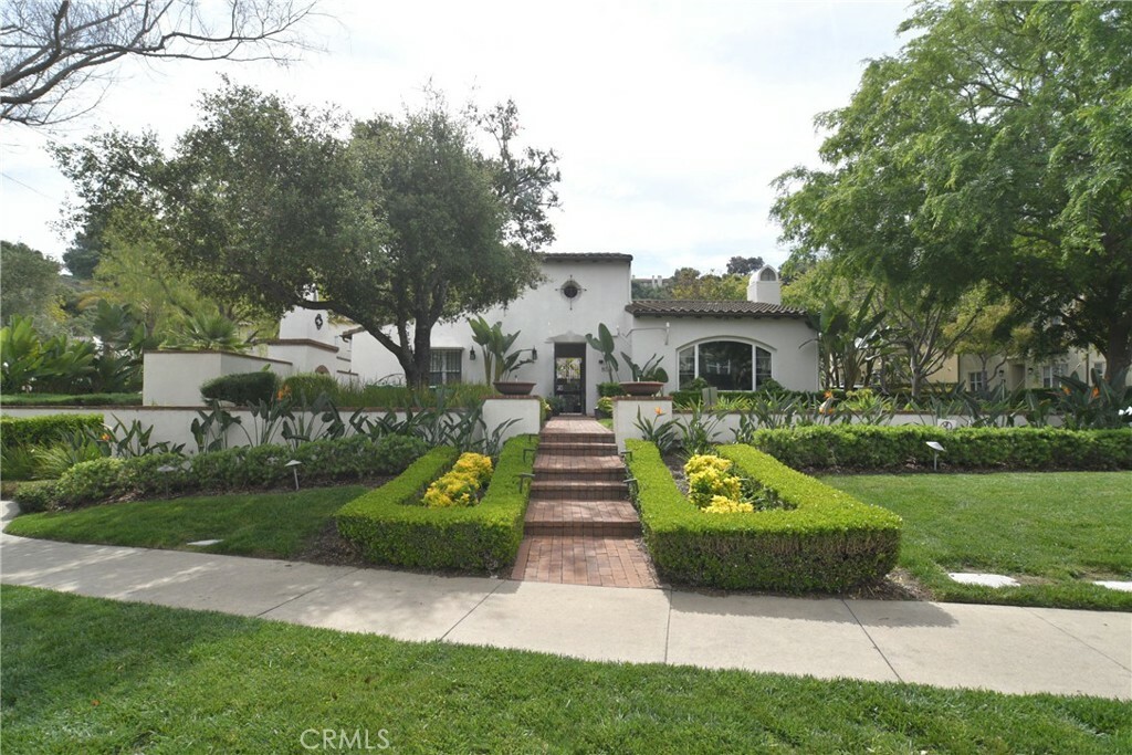 Property Photo:  876 Sunset Place  CA 91765 