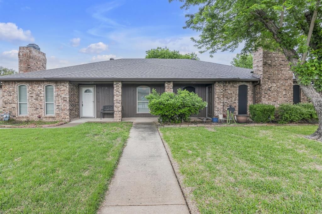 Property Photo: 5730 Westchase Drive TX 76180
