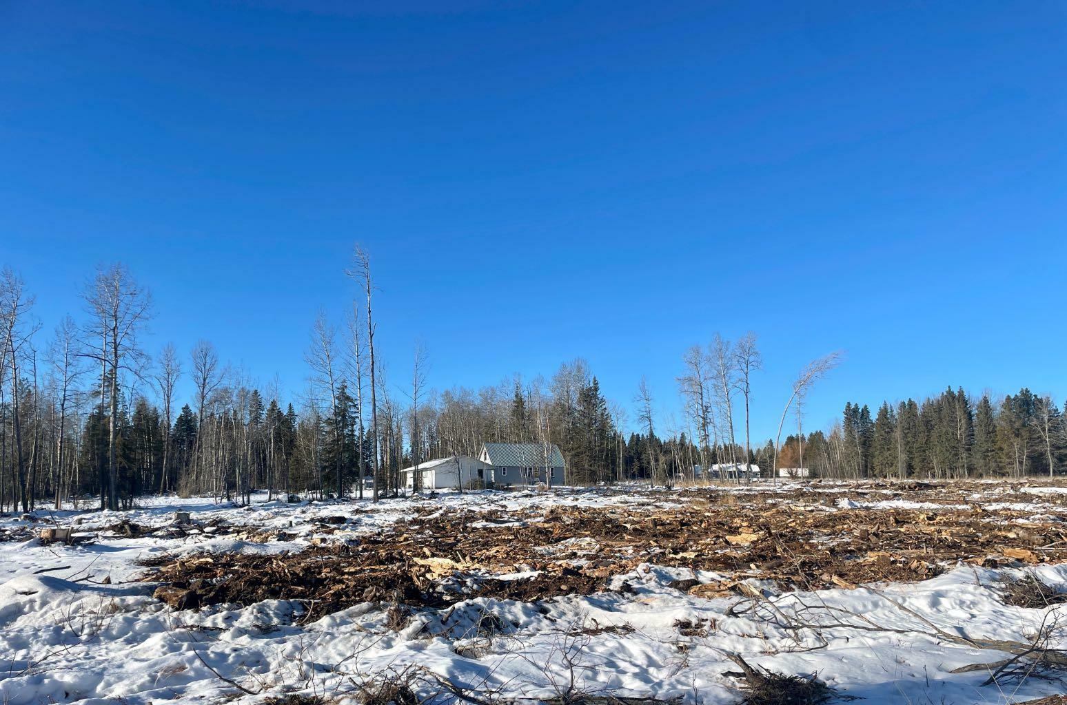 Photo de la propriété: 6432 17 Avenue AB T7E 1S4