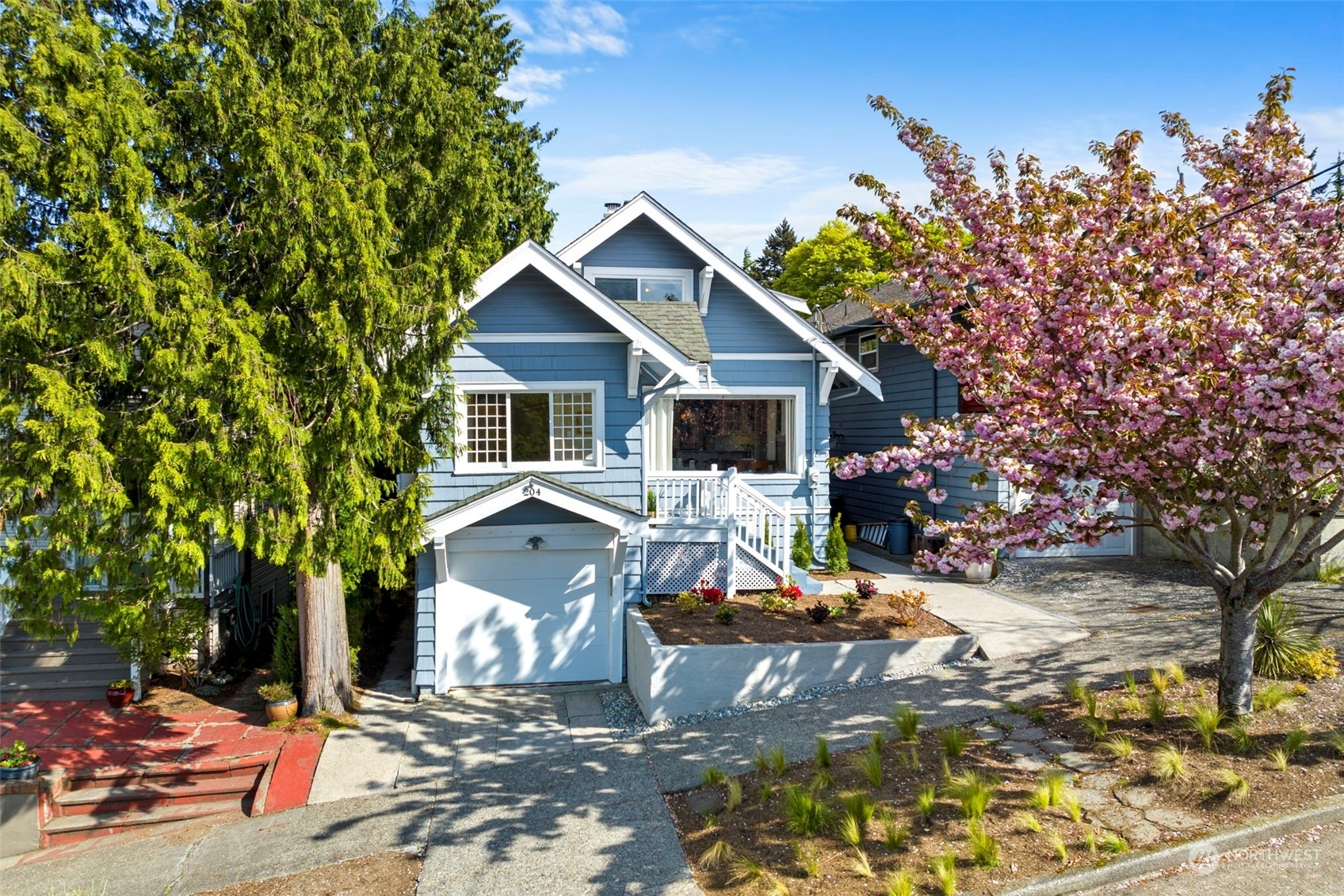Property Photo:  204 NW Bowdoin Place  WA 98107 