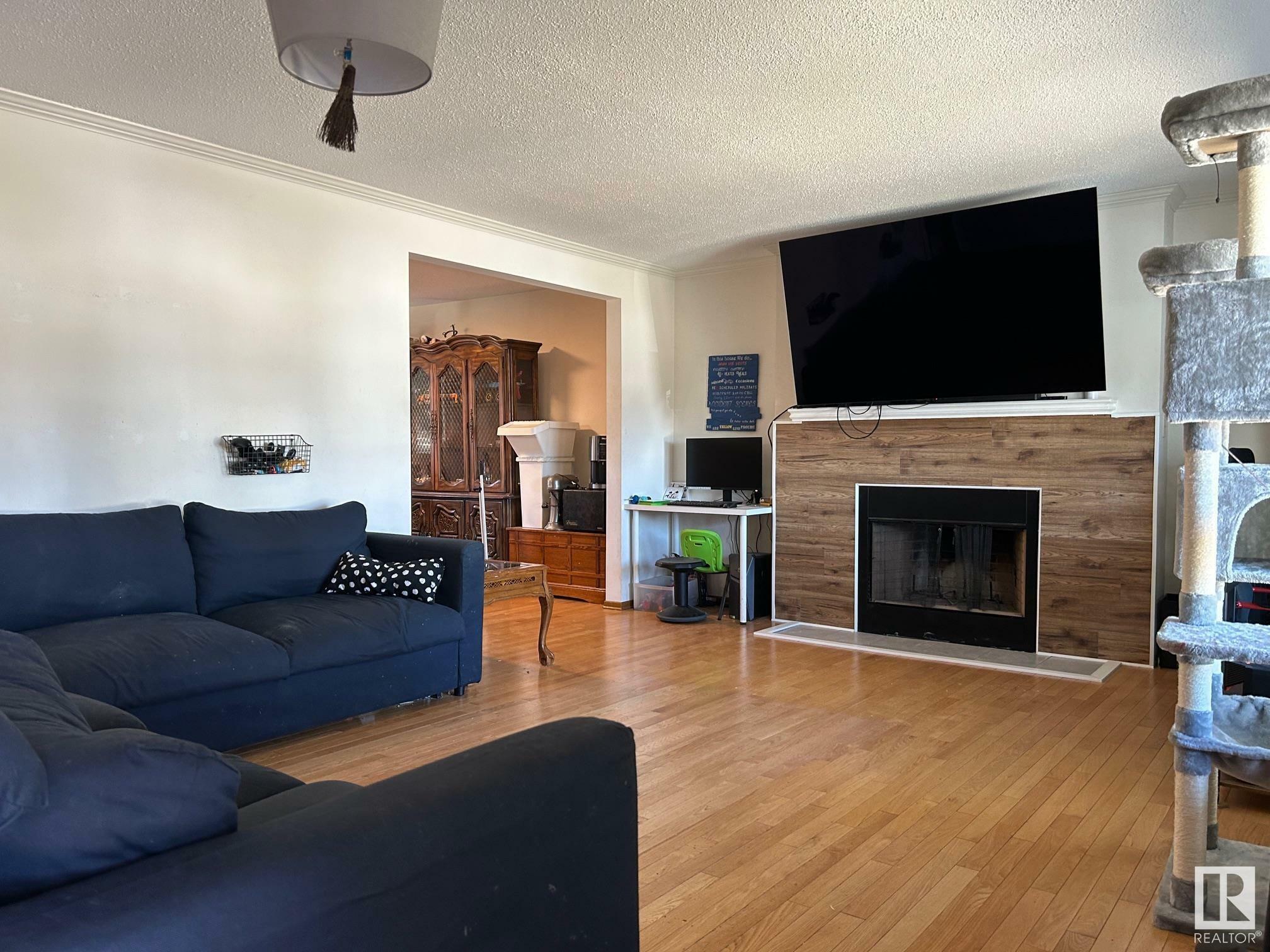 Property Photo:  8616 177 Street NW  AB T5T 0P4 