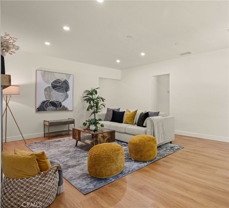 Property Photo: 192 Wapello St CA 91001