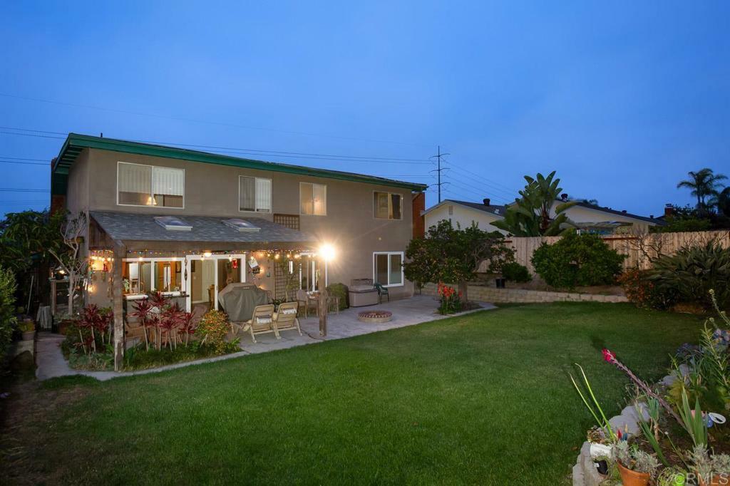 Property Photo: 261 Village Run West CA 92024