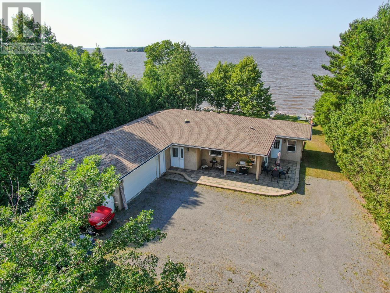 Property Photo: 31A Perwood Drive W ON P0W 1J0