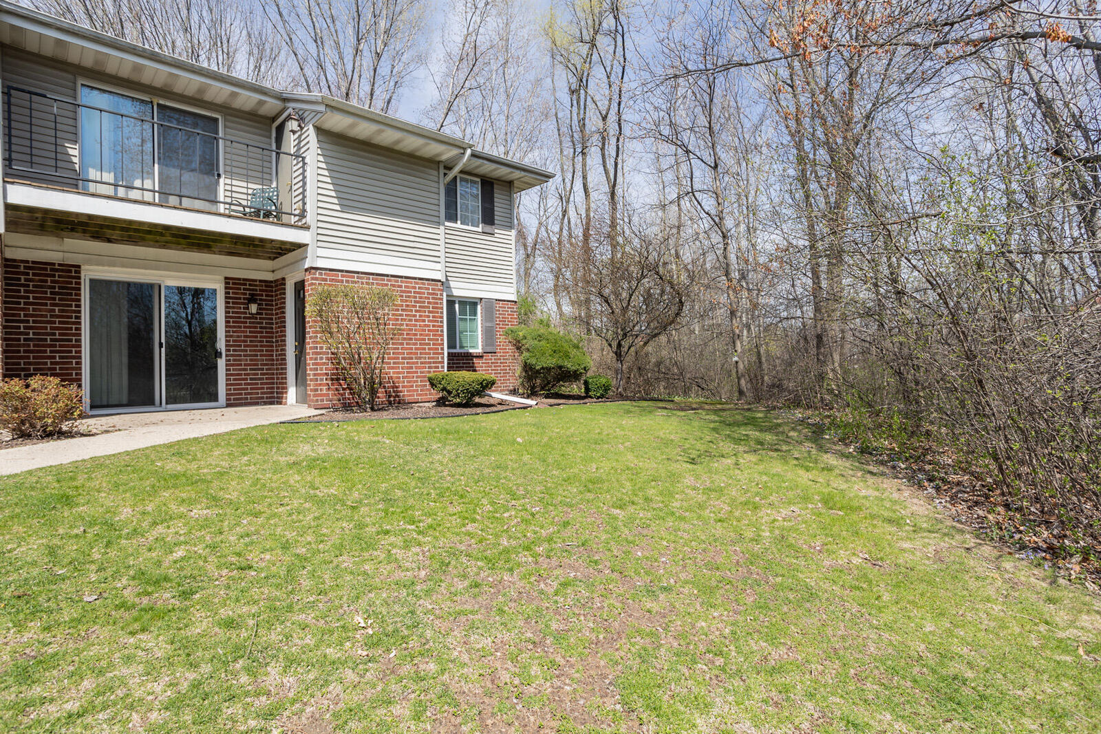 Property Photo:  W169n11079 Ashbury Ln  WI 53022 
