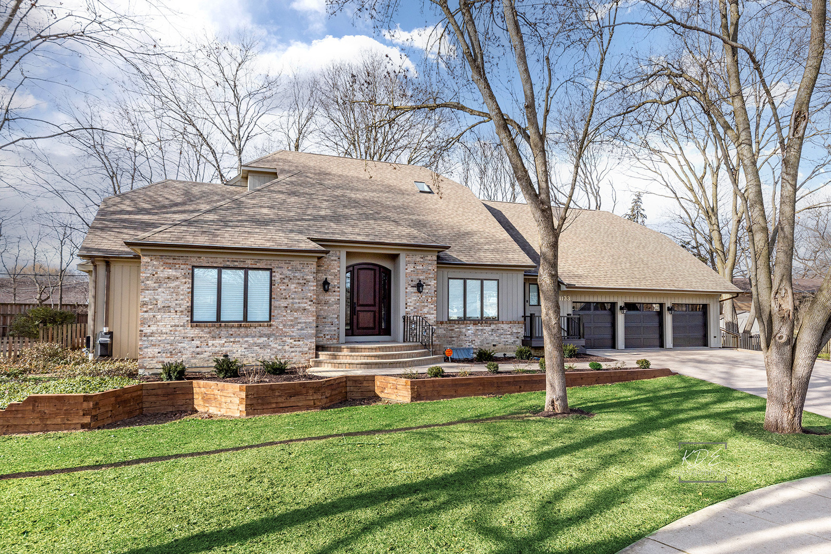 Property Photo: 1133 Edgewater Drive IL 60540