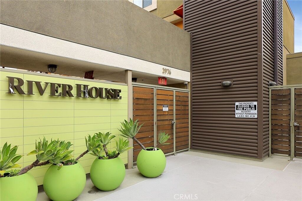 Property Photo:  2980 Ripple Place 107  CA 90039 