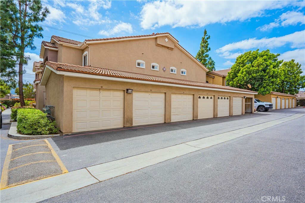 Property Photo:  41410 Juniper Street 3024  CA 92562 