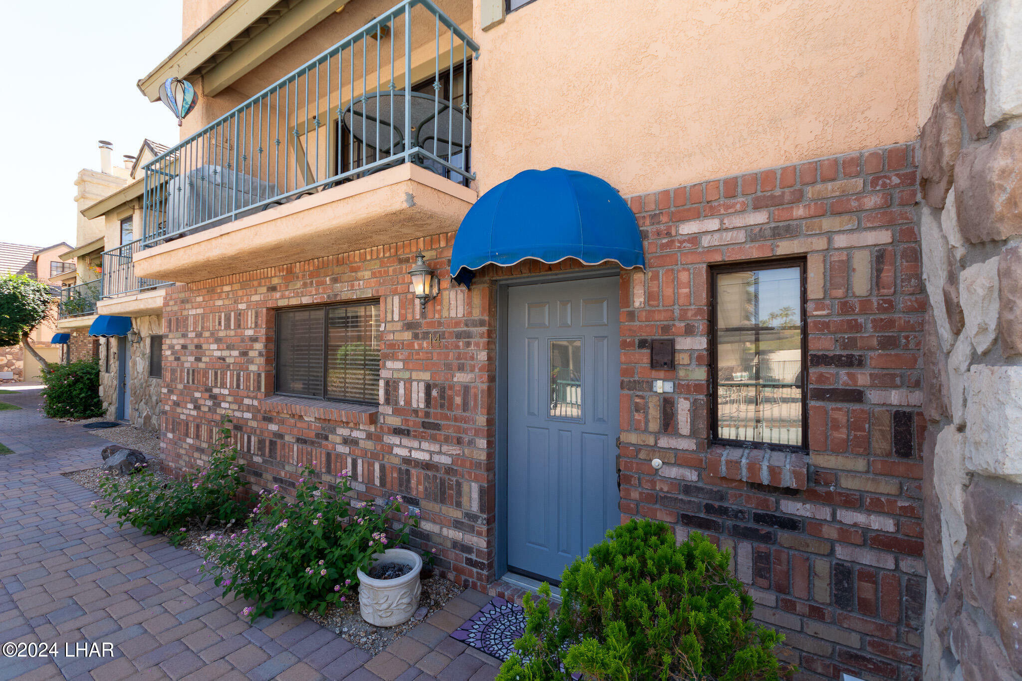 Property Photo:  1566 Palace Way 14  AZ 86403 