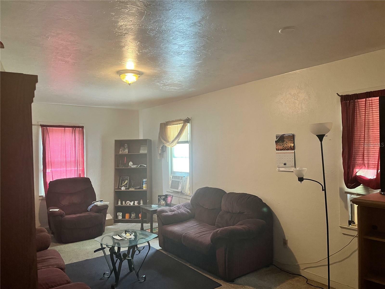 Property Photo:  509 NW 7th Terrace  FL 32601 