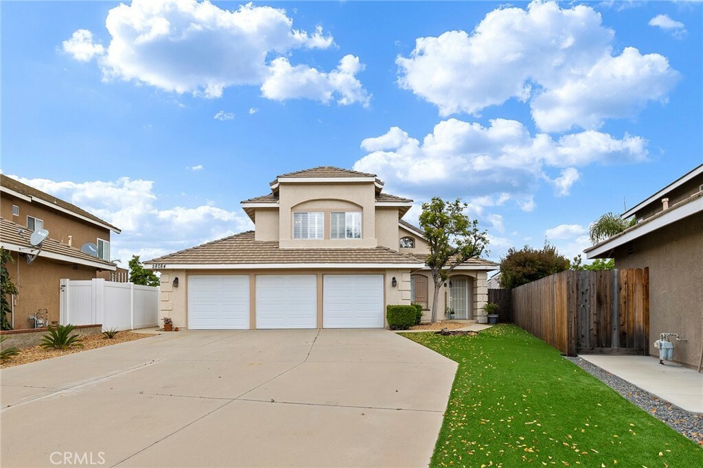 Property Photo:  28084 Blossomwood Court  CA 92584 