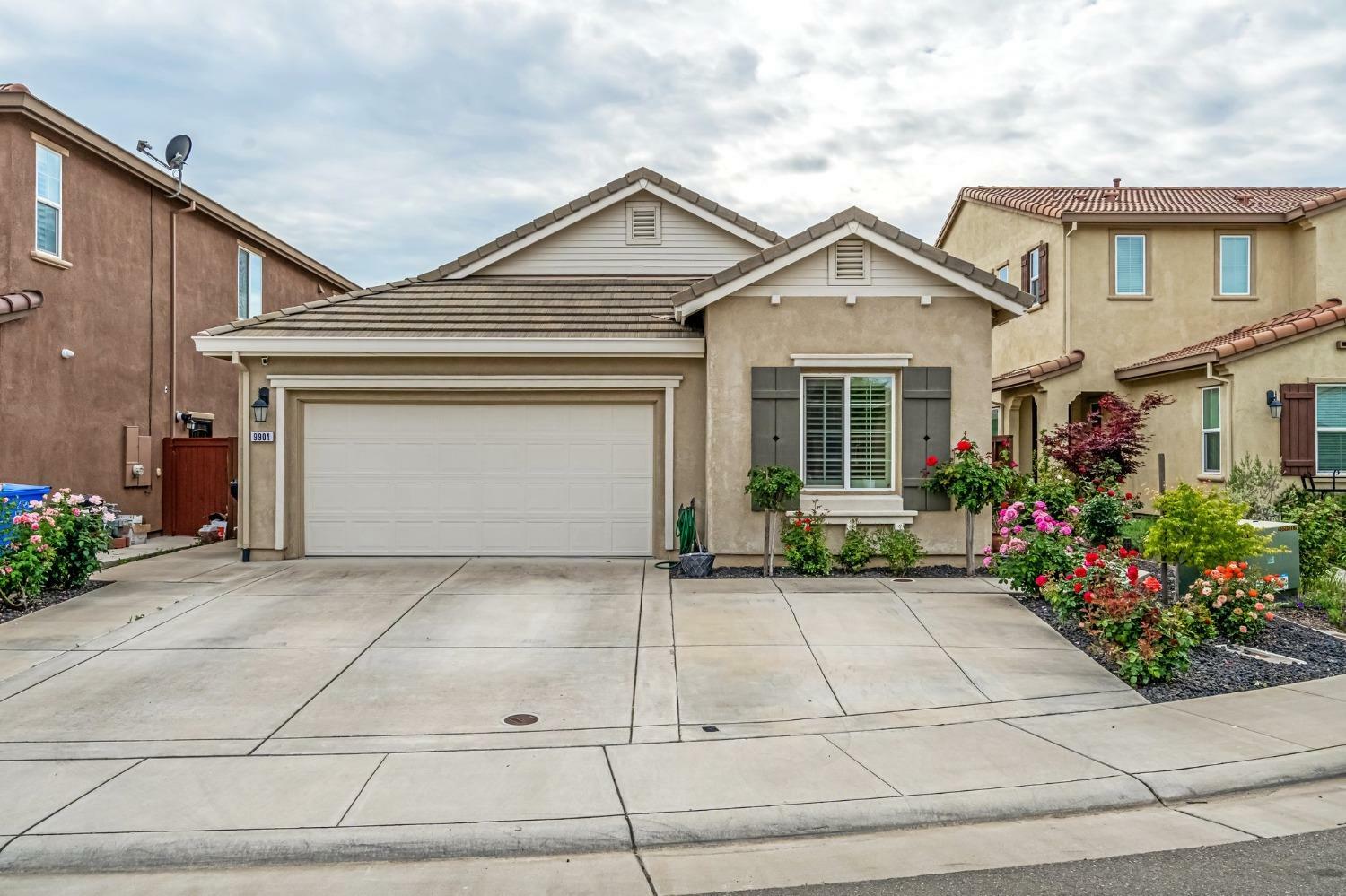 Property Photo:  9904 Storm Petrel Court  CA 95757 